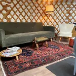 Flower Power Bed & Breakfast 3*