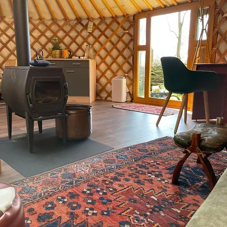 Flower Power Anna Paulowna