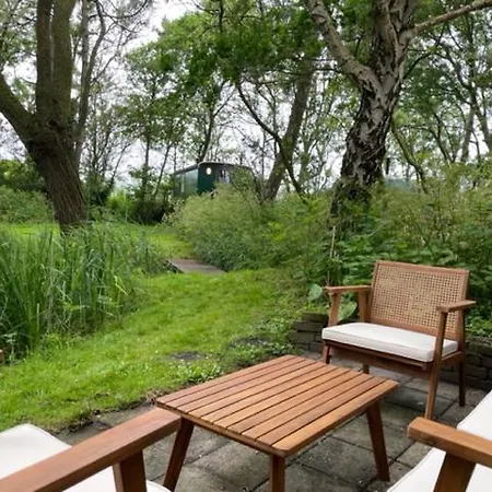 Flower Power Bed and breakfast